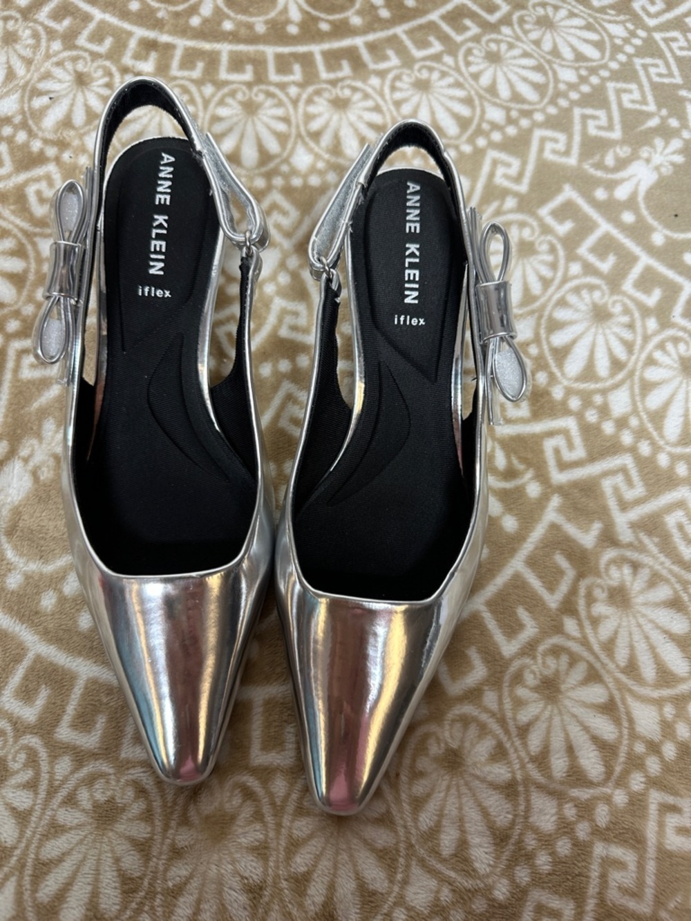 Anne Klein Metallic Silver Pointed Slingback pumps with Bow